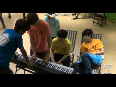130716 SEVENTEEN Seungkwan playing piano Going Crazy by Song Ji-Eun 송지은