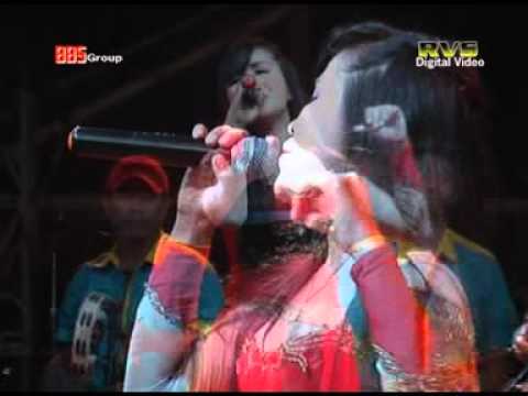 Movie 06 7 CINTA BERPAYUNG BULAN diah sartika