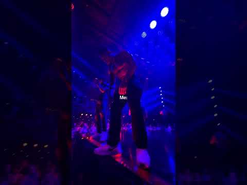 Please? 😮‍💨 #dance #magicmike #magicmikelive #lasvegas