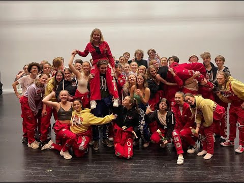 Skienrevyen 2022 - "Mamma Mia! Det er russetid"