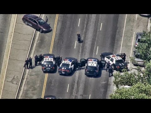 PURSUIT / KAMASUTRA 9G - TESLA 2 FEAT. APACHE (HOMESITTINGCLUB)