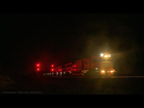 2MP9 SCT Containers & Boxcar Freight Train - PoathTV Australian Railways