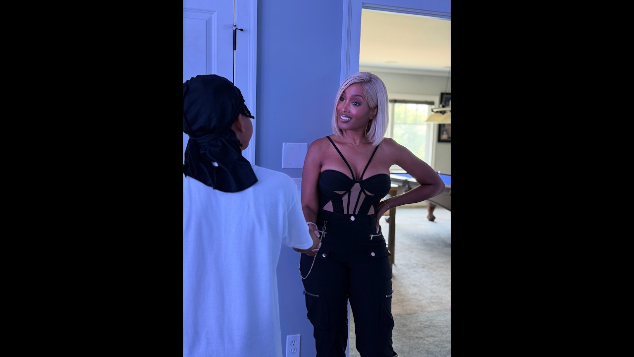 When Amber finds out Anthony gave his step son Kai a room in the house!