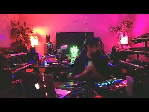 At home with Henry 01 "Welcome to my house"