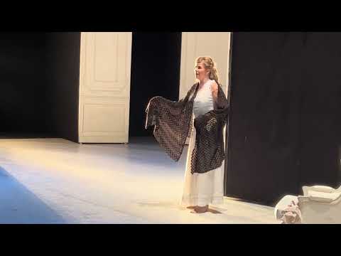 L. Kankova - È tardi…Addio del passato (La Traviata - Verdi)