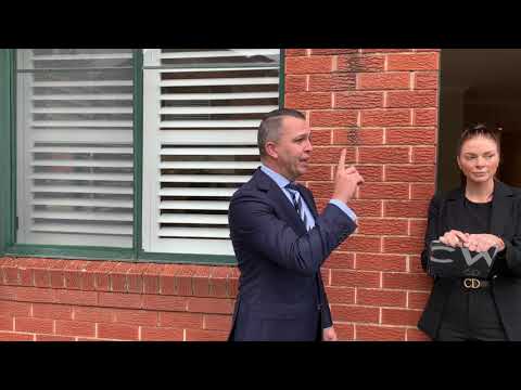 Sydney Auction - 21/7-17 Sinclair St, Wollstonecraft - Clarence White Auctioneer