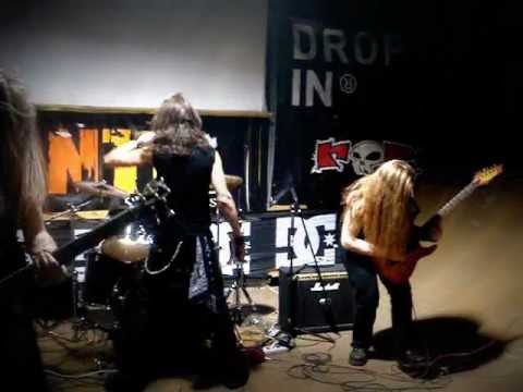 Angel Disorder - Burn your coffin Live at Club Grindhouse