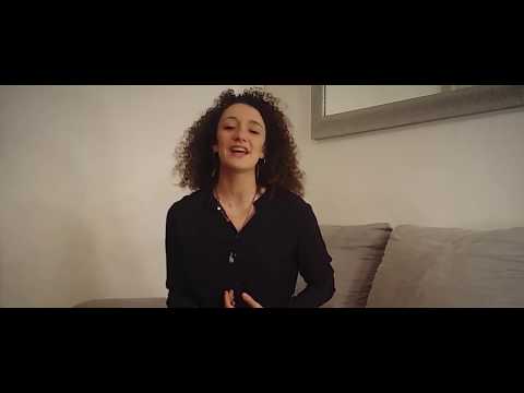 Alessia Russo - A mano a mano