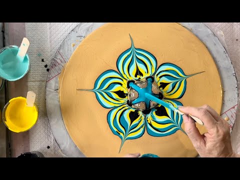 #100  REVERSE FLOWER DIP: VALLEJO PEARL & OXIDE BLACK LACING: Fiona Art Inspired. Fluid Art Tutorial