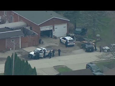 Man fatally shot by McHenry County deputy during standoff in unincorporated Crystal Lake