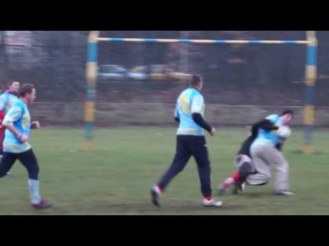 Noworoczna gierka Rugby 13 na stadionie Ogniwa. Parzyści na nieparzystych w Rugby league.