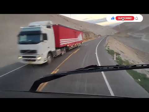 Bajando la quebrada de toro camana Arequipa 