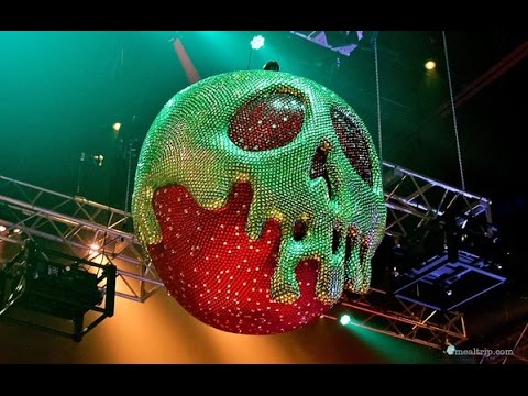 Club Villain (The Club Villain Dinner Show, The Queens of Darkness and Dr. Facillie)