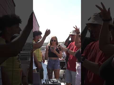 4/366 Shadows - Carlita & Kungs