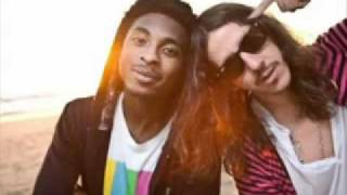 Shwayze Ft. Snoop Dogg - Livin&#39; It up - best remix