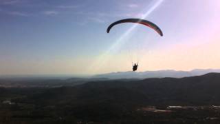 preview picture of video 'Despegue Parapente de Figueroles, 27OCT13'