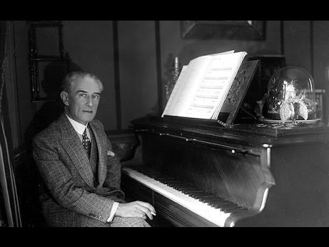 S.Yushkevitch plays Ravel