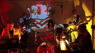 The Wohnzimmer, Hommage à Procol Harum - 10 Something Following Me