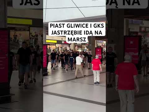 PIAST I GKS W DRODZE#piastgliwice #gksjastrzębie #ekstraklasa #kibice #ultras #shorts #kibice #marsz