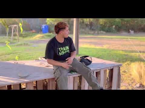 D.Reyes - Contesta el Cel (Video Oficial)