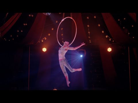 Absinthe Vegas - aerial hoop act
