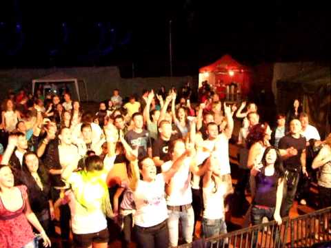 PILA - PILA - Naďa (live Úsmev Fest)