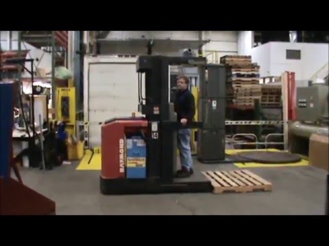 Raymond  EASI-OPC30TT Order Picker (FOR2056)