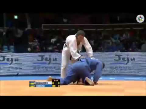 SYNYAVSKY Vadym (Ukraine)- NHABALI Quedjau (Ukraine) .-90 kg .IJF Grand Prix Jeju 2013 06.12.2013