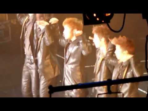 111008 2PM-Hands Up Asia Tour in Taipei ( Again Again.+I'm you man)若@pple~