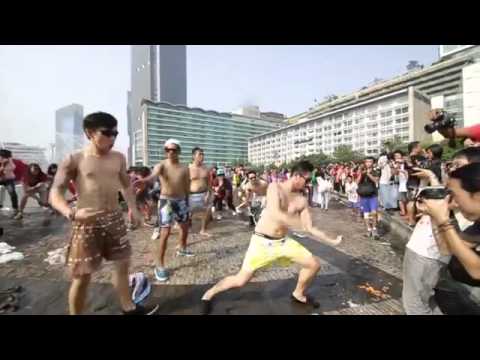 Gangnam Style Flashmob illegal mob   Happy Holiday Indonesia #5   YouTube2