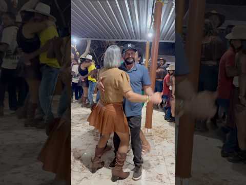 Forró pós da 7ª cavalgada quilombo Santo Inácio.Ibiassucê-Ba #sertãobaianoéshow