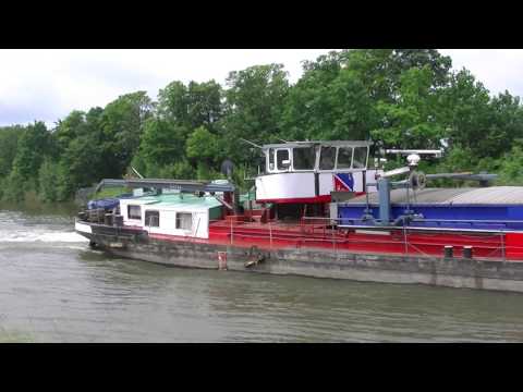 Regina biegt in den Elbeseitenkanal