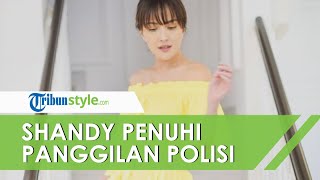 Diperiksa Terkait Kasus Promosi Judi Online, Shandy Aulia dan Kuasa Hukumnya Terlihat Tergesa-gesa