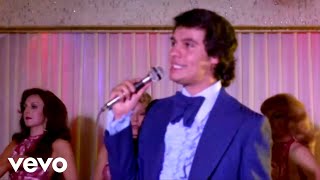 Juan Gabriel - Nuestro Amor Es El Más Bello Del Mundo (Película: En Esta Primavera, 1979)