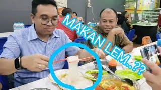 preview picture of video 'Makan LEM di kendari "sinonggi" - ACLS Team Trip to Kendari #Part2'