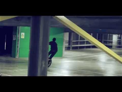 Nafe Smallz - Feeling the pain (official music video)