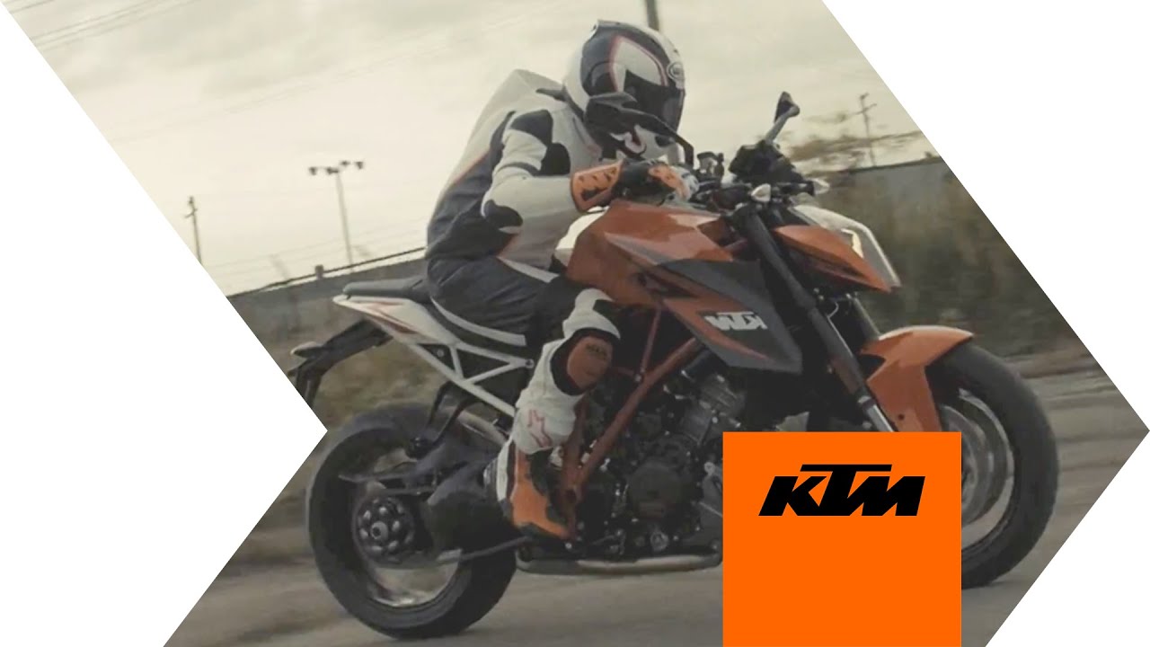 KTM 1290 SUPER DUKE R: The Beast Conquers Detroit