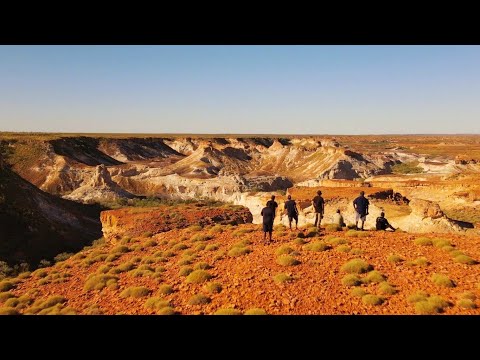 MABU BURU LIFESTYLE Ep 32 - TRADITIONAL BURNING, HUNTING and STORY TELLING on KARAJARRI COUNTRY