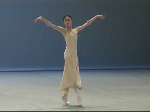 Prix de Lausanne 2009 Selection Contemporary Variation - Zhaoquian Peng