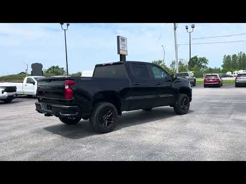 2026 Chevrolet Silverado 1500 Crew Cab Short Box 4-Wheel Drive Custom Trail Boss in Black for sale at Lally Chevrolet Ltd. in Tilbury, ON