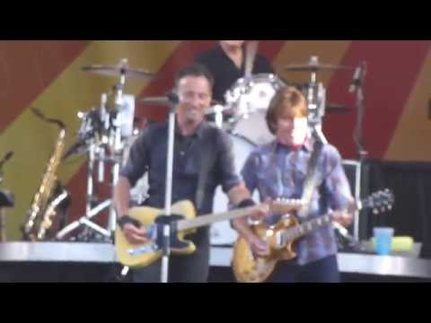 Bruce Springsteen & John Fogerty singing "Green River" - 2014 NO Jazz & Heritage Festival