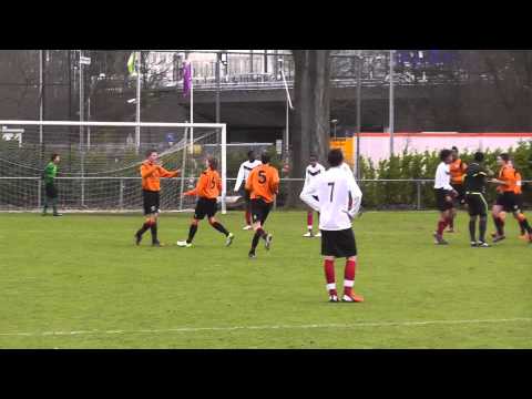 2 febr 2013 AFC C2 - VV De Meern C1 com 2-4 Doelpunt Rogier, Jasper W dolgelukkig