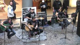 Frei.Wild - Weil Du mich nur verarscht hast  (Akustisch im Saturn Wolfsburg)