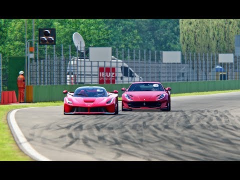 Ferrari 812 Superfast vs La Ferrari - Imola