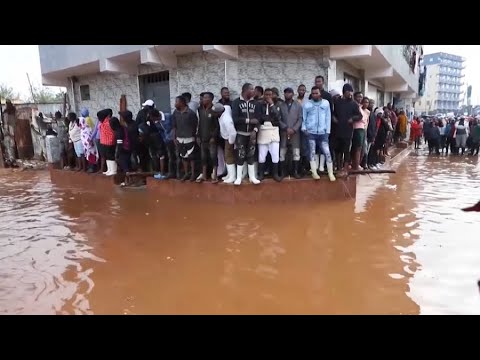 Сильные наводнения унесли жизни 35 человек в Кении