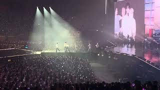 Download lagu Live in Paris & Is that true? BOYNEXTDOOR TOUR ‘KNOCK ON Vol.2’ IN SEOUL 260717 [Ivery] mp3