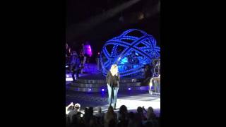 Garth Brooks World Tour - In Another's Eyes with Trisha Yearwood