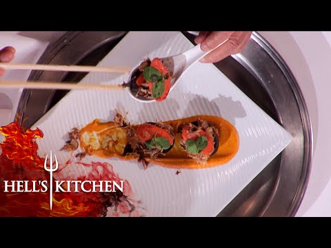 Chef Martin Yan Confused Over Weird Stir Fry | Hell's Kitchen