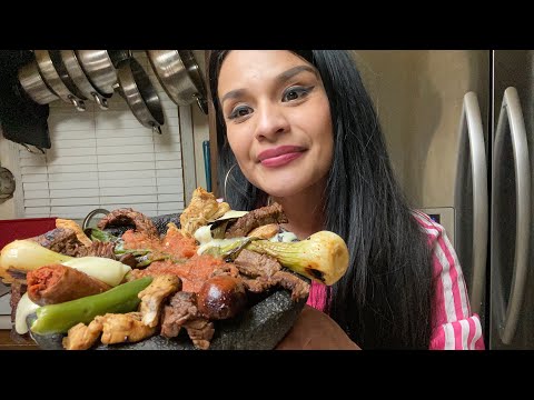 How to make a molcajete mixto