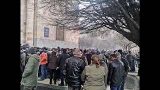 ՈՒՂԻՂ. Քաշաթաղի բնակիչների բողոքի ակցիան կառավարության շենքի դիմաց